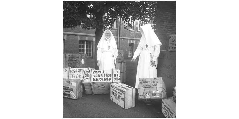 Klaar voor vertrek naar de missie, 1949