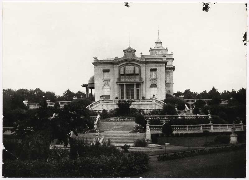 Het PEApark van Piet de Wit aan de Aarle-Rixtelseweg, c. 1914-1928 (foto: Fotoatelier Prinses. Bron: Regionaal Historisch Centrum Eindhoven)