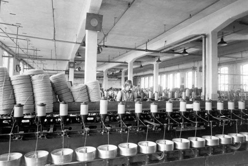 In de spinnerij (bron: collectie Het Industrieel Atrium)