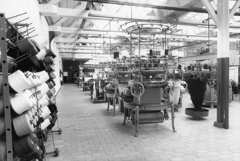 Rondbreimachine in het Textielmuseum (foto: Rien Siers. Bron: Regionaal Archief Tilburg)